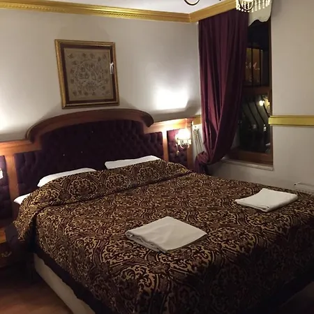 Memorable Garden Hotel Istanbul מלון