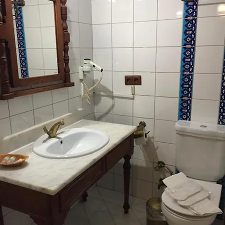 Memorable Garden Hotel Istanbul מלון 4*